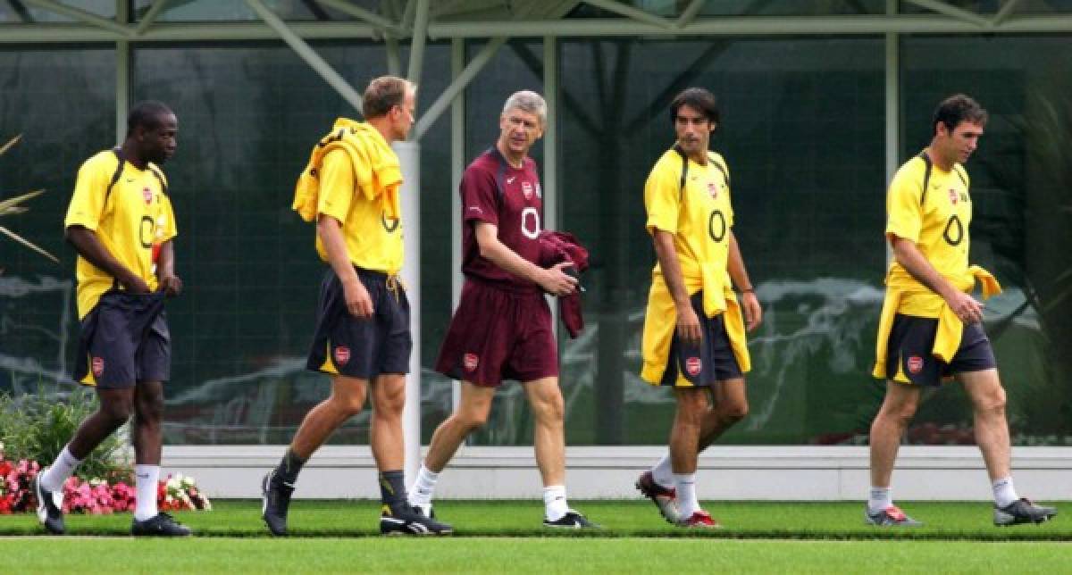 Las 15 inolvidables imágenes de Arsene Wenger con el Arsenal