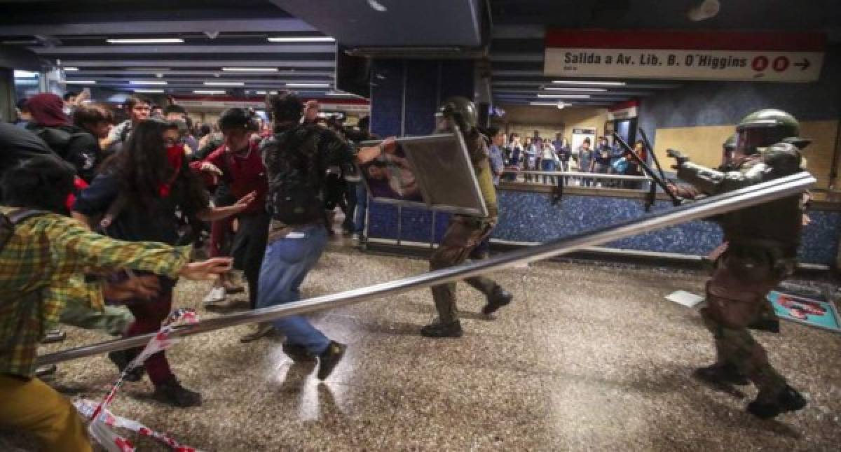 Disturbios, sangre y muertos... ¡Santiago de Chile, sede de la final de Copa Libertadores en crisis social!