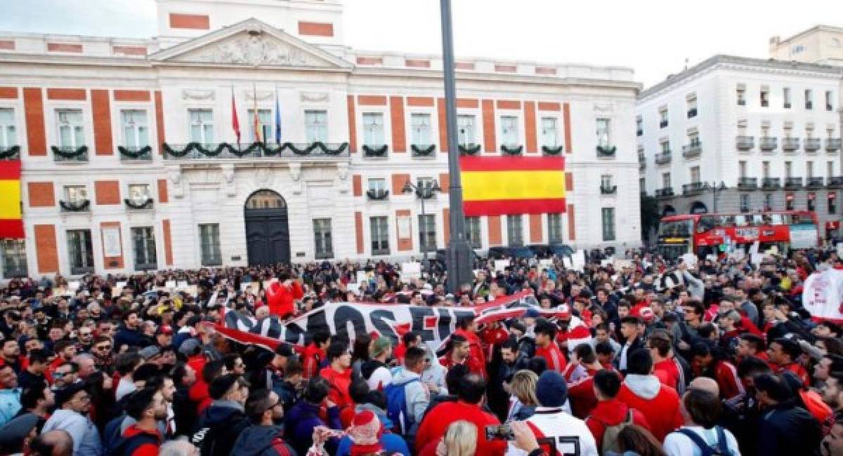 ¡Ambientazo! River invade Madrid a un día de la final de Copa Libertadores