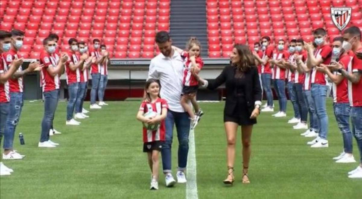 Sin abrazos y sin hinchas: Así se despide una leyenda del Athletic en tiempos del coronavirus