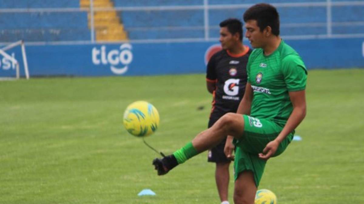 RUMORES Y FICHAJES: Goleador histórico del fútbol costarricense regresa a su país natal