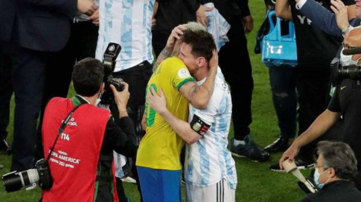 En imágenes: La llamada de Messi, el llanto de Neymar y el argentino que mandó a callar a Brasil