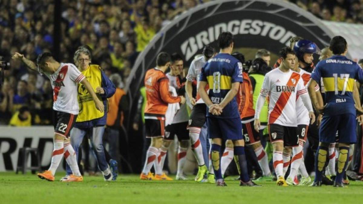 Polémica, gas y clasificación: La última vez que River y Boca se vieron las caras en Copa Libertadores