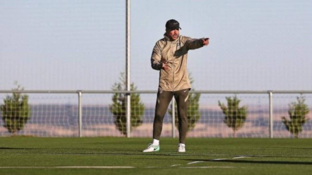 A una semana de la liga española: Cholo Simeone, entrenador del Atlético, positivo por COVID-19