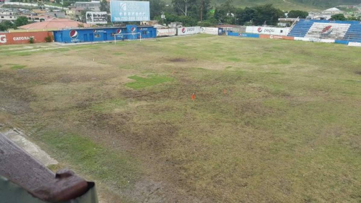 A un mes de haber sido destruida, así luce la cancha del estadio Sergio Reyes