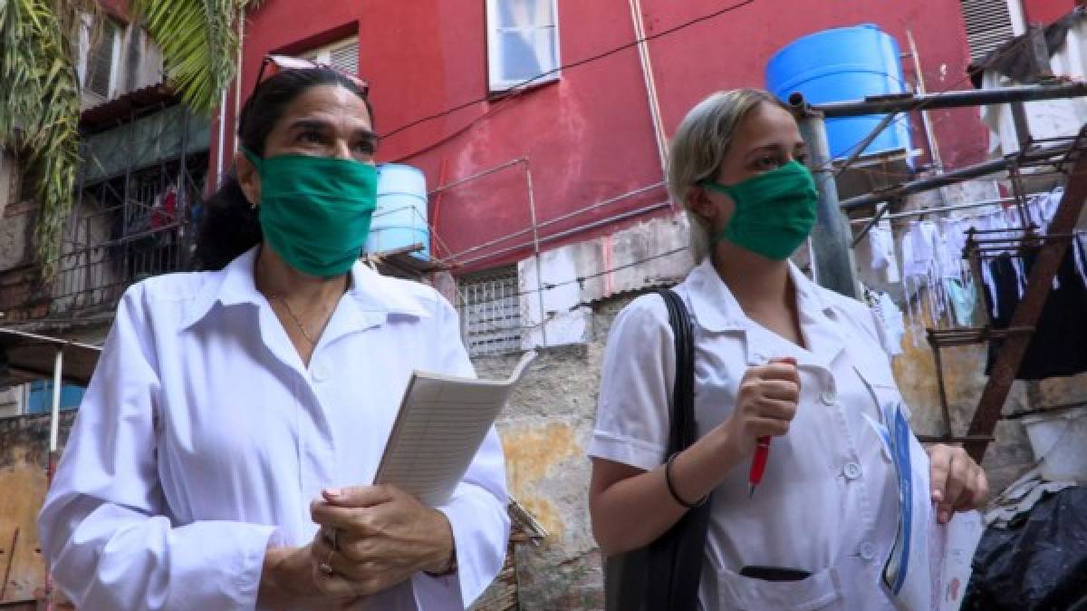 El tratamiento que utiliza Cuba para subir defensas ante el coronavirus