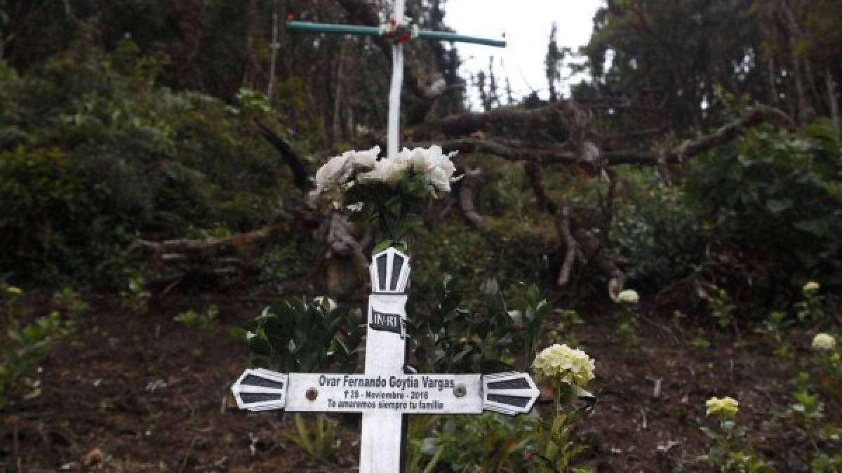 Así luce el cerro donde se estrelló el avión el Chapecoense hace un año