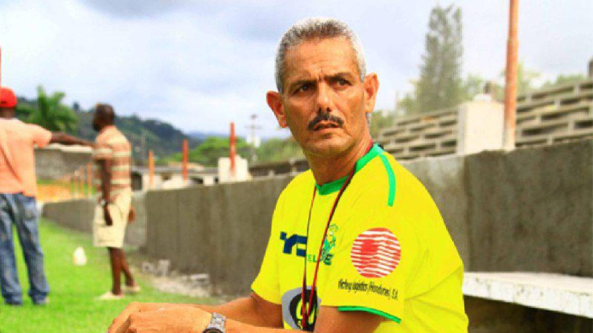 ¡Orgullo de papá! Técnicos que hicieron debutar a sus hijos en Liga Nacional de Honduras; el extranjero que marcó historia