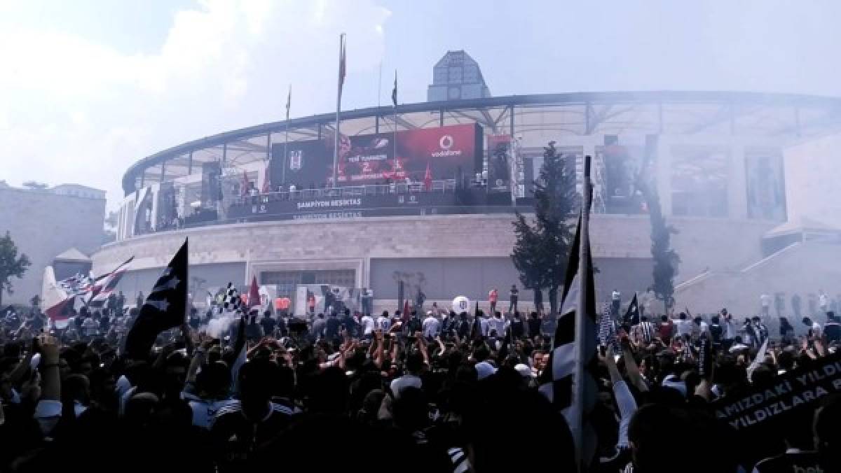 ¡Para darte un infarto! La Bombonera y los estadios más intimidantes del mundo