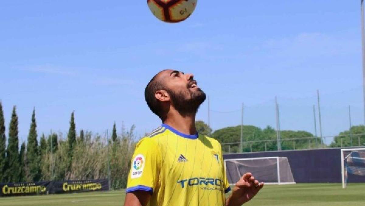 Compañero de Choco Lozano en Cádiz prefiere retirarse del fútbol por miedo al coronavirus