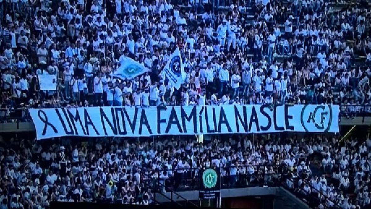 El estadio de Medellín fue insuficiente para el homenaje al Chapecoense