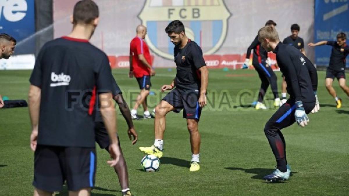 FOTOS: Choco Lozano entrenando al lado de Iniesta, Messi, Piqué y Suárez