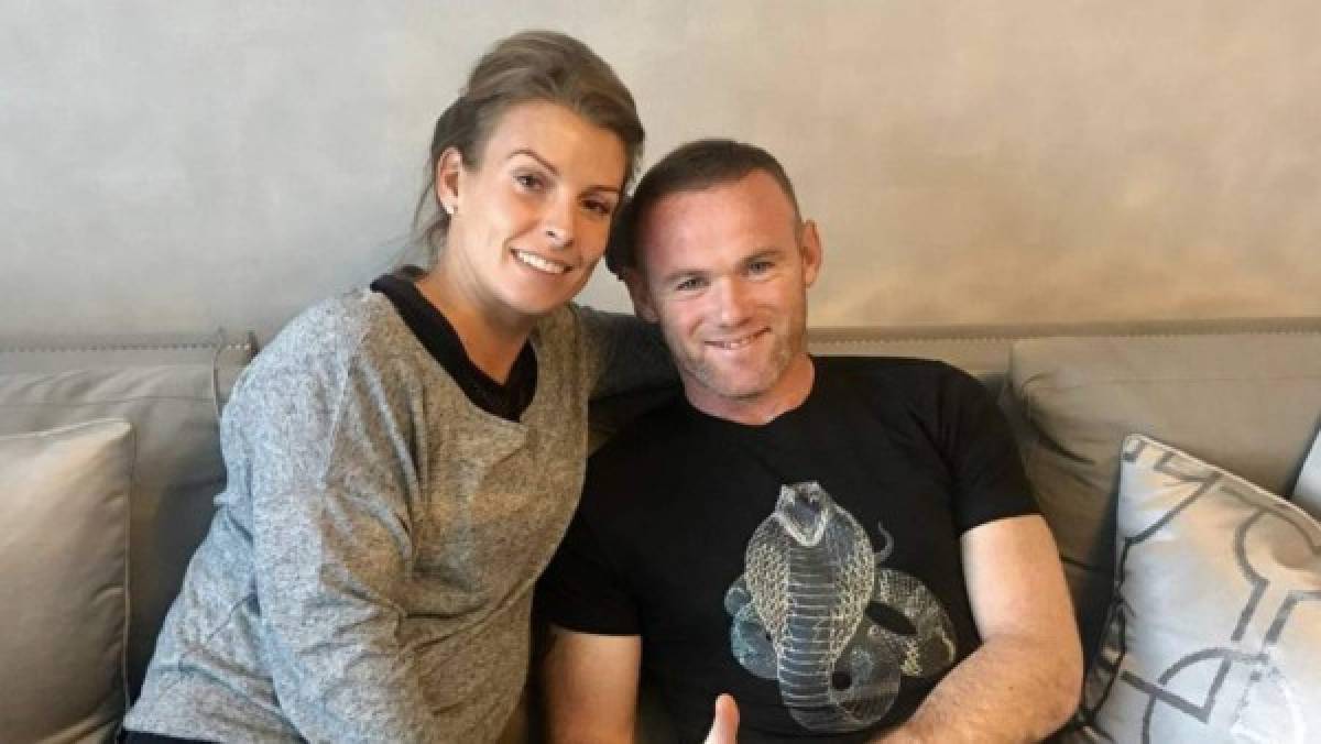 Rooney pide perdón tras el escándalo con tres mujeres y filtrarse las fotos; su esposa toma una decisión