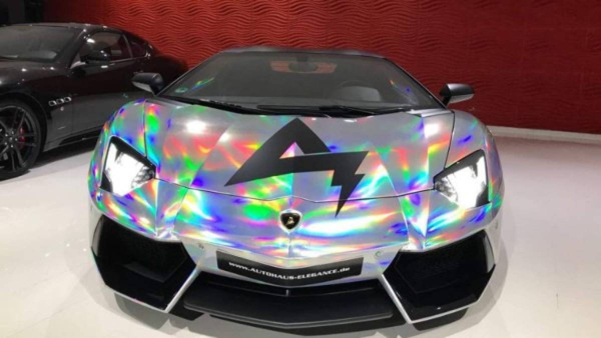 Desastre: Así es el Lamborghini cromado que chocó Aubameyang en Londres