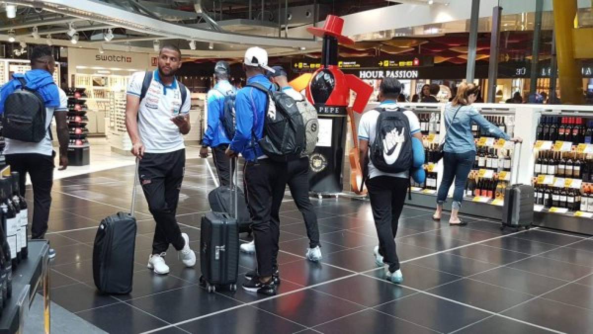 Así fue la llegada de la Selección de Honduras a Barcelona, España