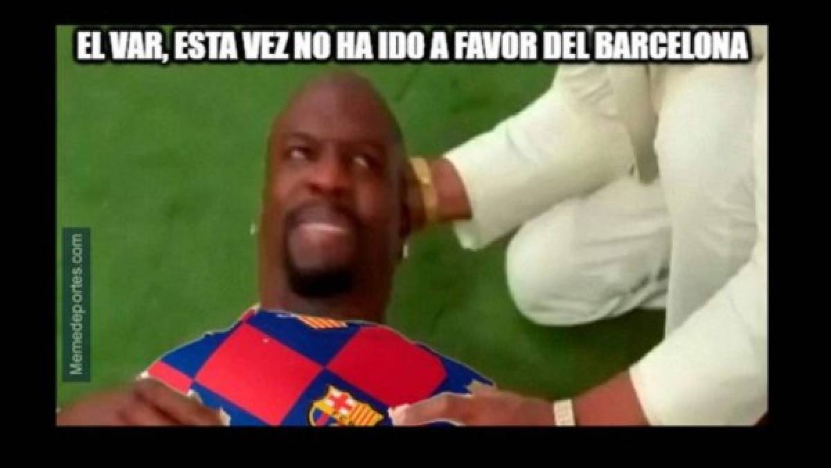 Los memes hacen pedazos a Messi y al Barcelona tras el empate ante el Slavia Praga