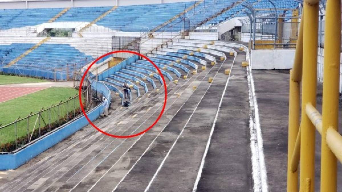 ¡Remueven la serpentina! Realizan labores de mantenimiento al Estadio Olímpico Metropolitano