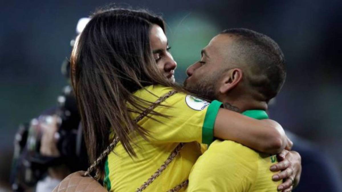 Explosiva novia de Dani Alves, Joana Sanz, reveló el secreto para mejorar su matrimonio cada día: 'cero problemas'