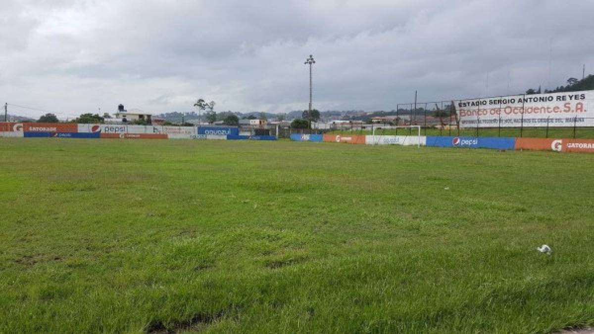 A un mes de haber sido destruida, así luce la cancha del estadio Sergio Reyes