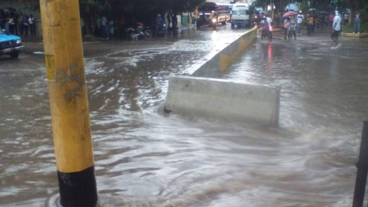 INFORME ESPECIAL: Tormenta eléctrica inunda a Tegucigalpa