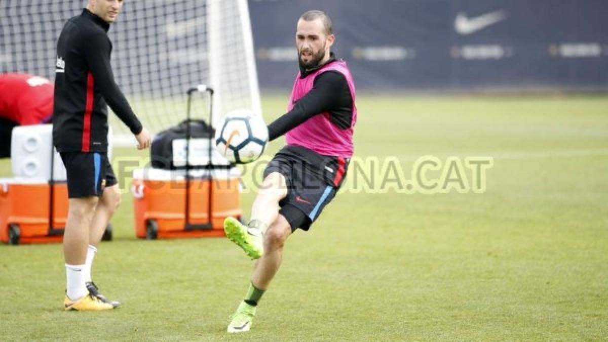 Choco Lozano, bajo la mirada de Ernesto Valverde en el Barcelona