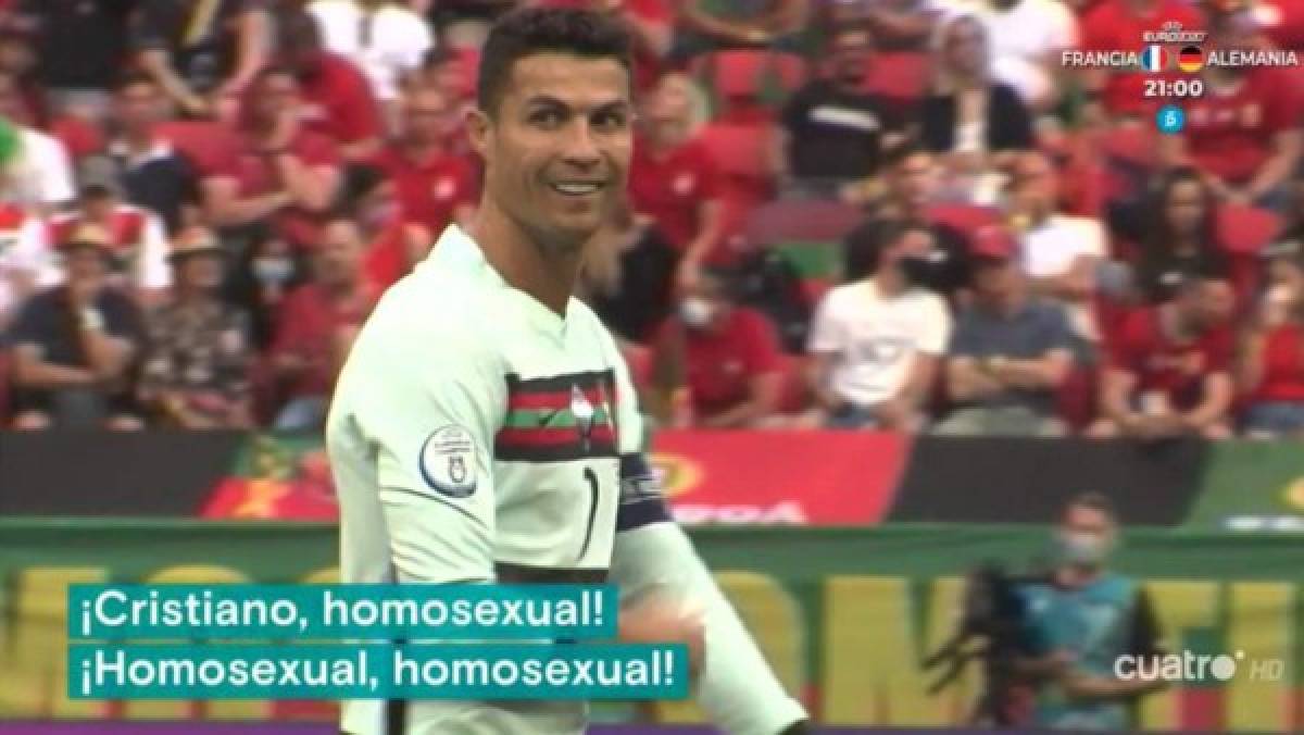 FOTOS: Agradeció la victoria de rodillas, le dieron un premio y Cristiano Ronaldo recibió gritos homófobos: 'Homosexual'