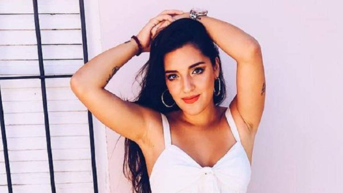 Jana, la hija pequeña de Maradona, infartante en su debut como modelo de lencería