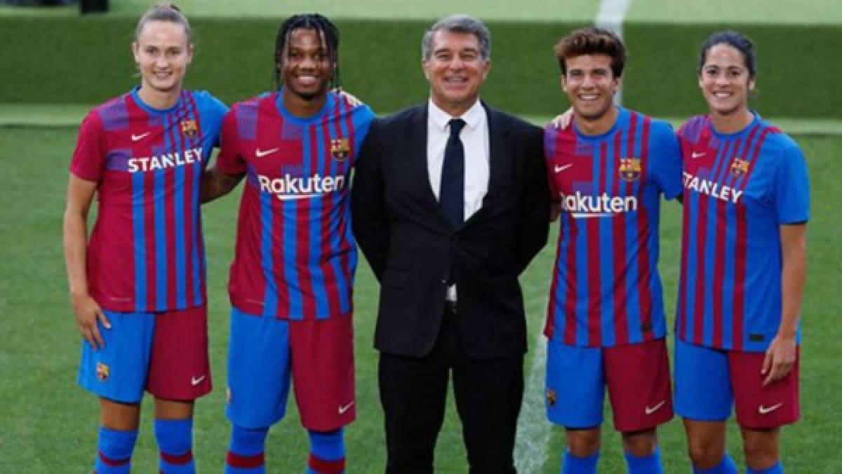 Se inspira en su escudo: Barcelona presenta su nueva camisa para la temporada 2021-22