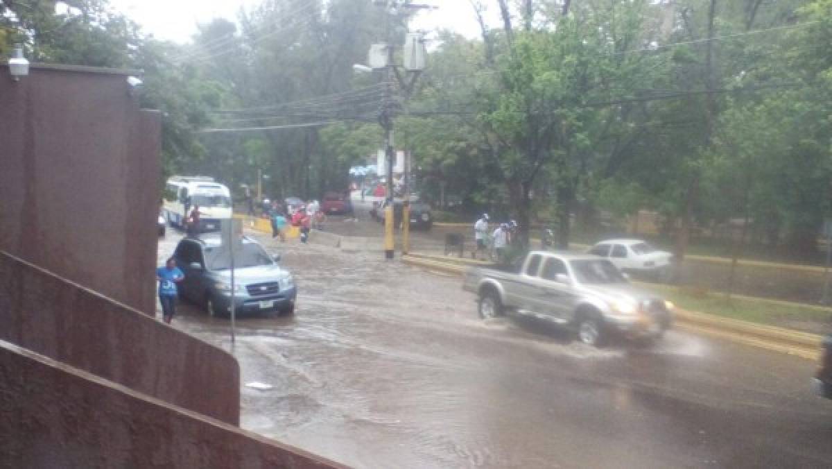 INFORME ESPECIAL: Tormenta eléctrica inunda a Tegucigalpa