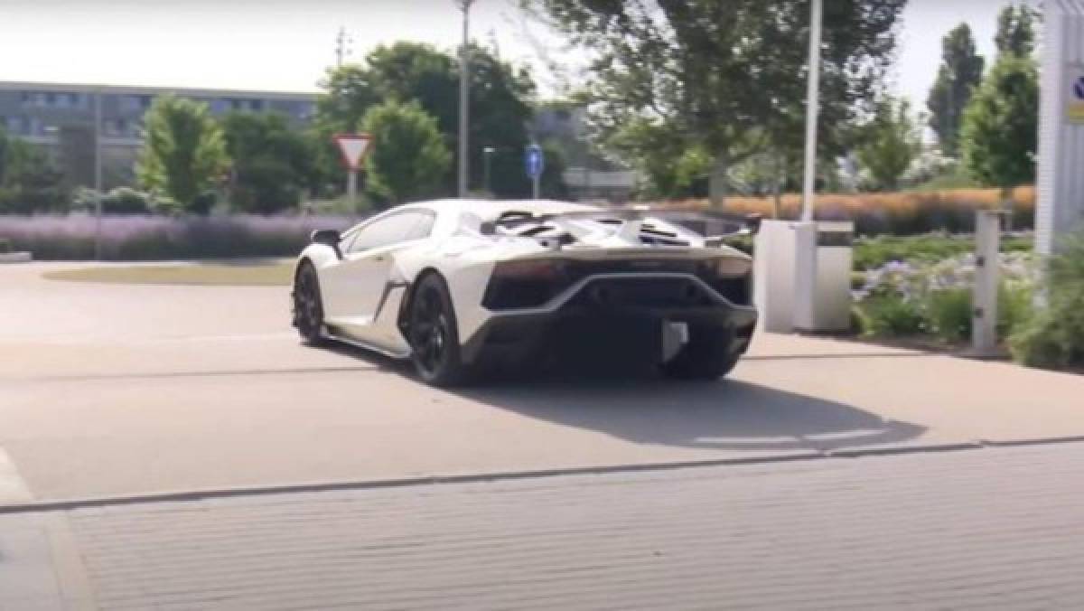 Hazard y su nuevo juguete de medio millón de euros: Un Lamborghini que alcanza los 350 km/h