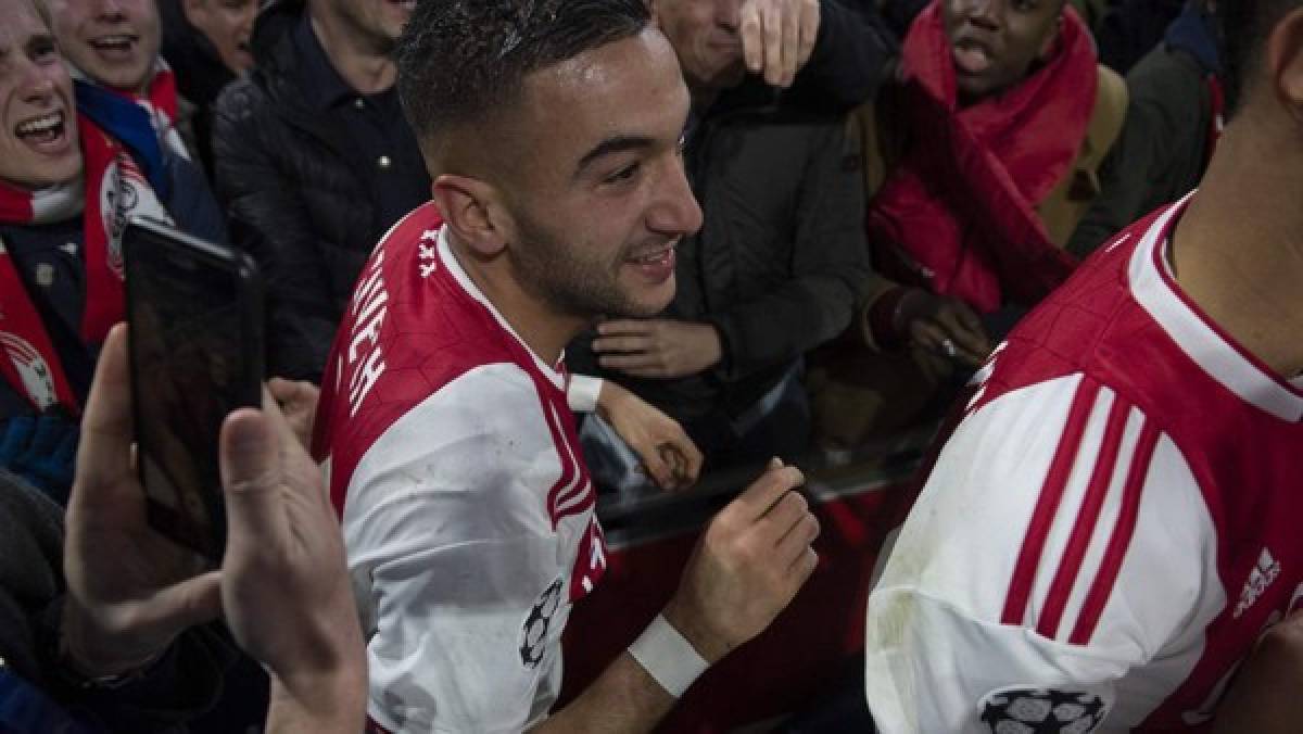 No viste en TV: El espectacular camerino del Ajax y la visita de Florentino Pérez