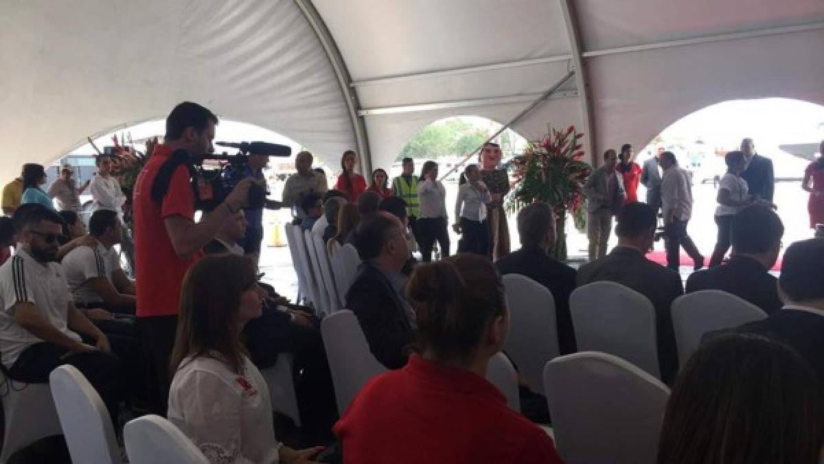 COBERTURA ESPECIAL: Costa Rica recibió a la Copa del Mundo y a Trezeguet