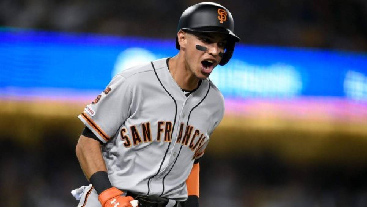 Nuevo home run y su festejo: El hondureño Mauricio Dubón brilló en el Dodger Stadium