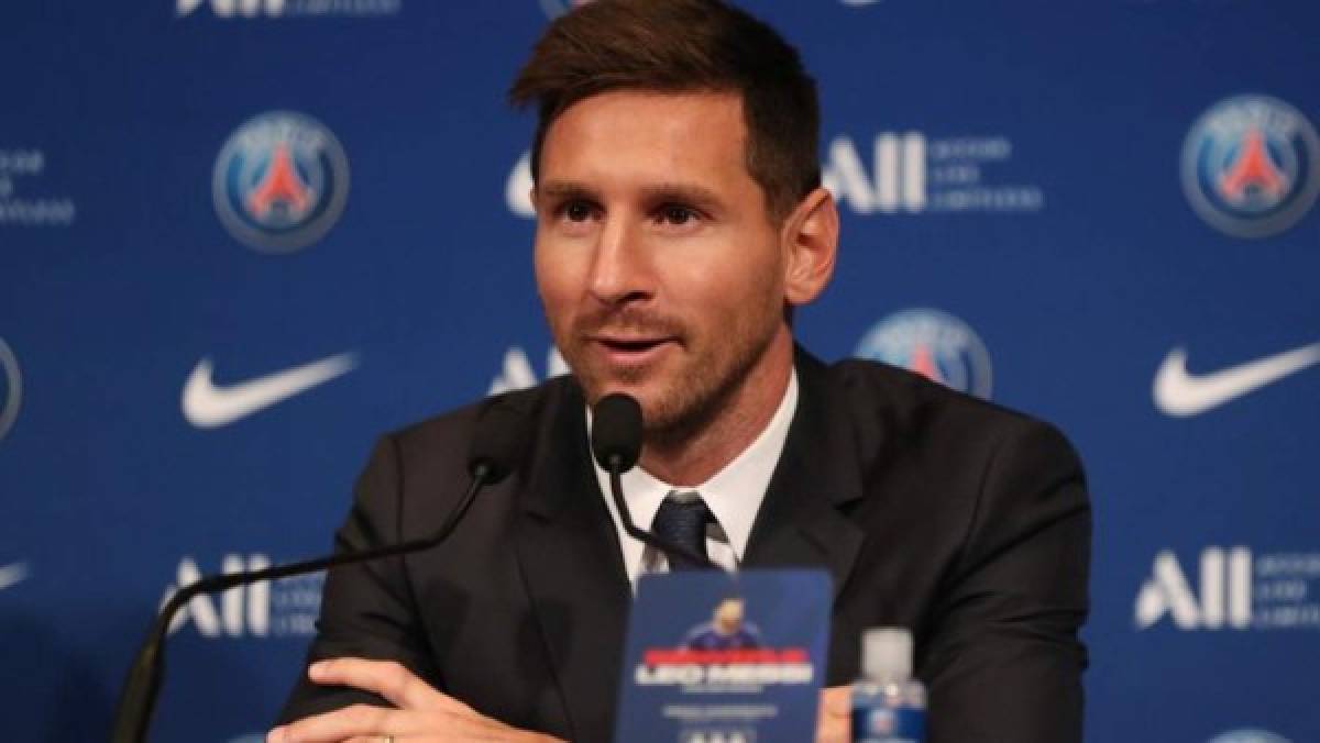 Le ofreció ayuda y entregó una tarjeta con su número: la sorpresa que se llevó Messi en su presentación con el PSG  