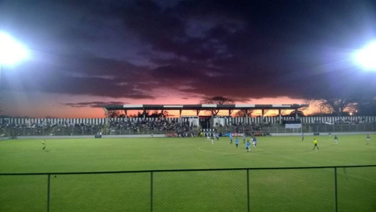 ¡Crece el fútbol pinolero! Las canchas donde se juega la Primera División en Nicaragua