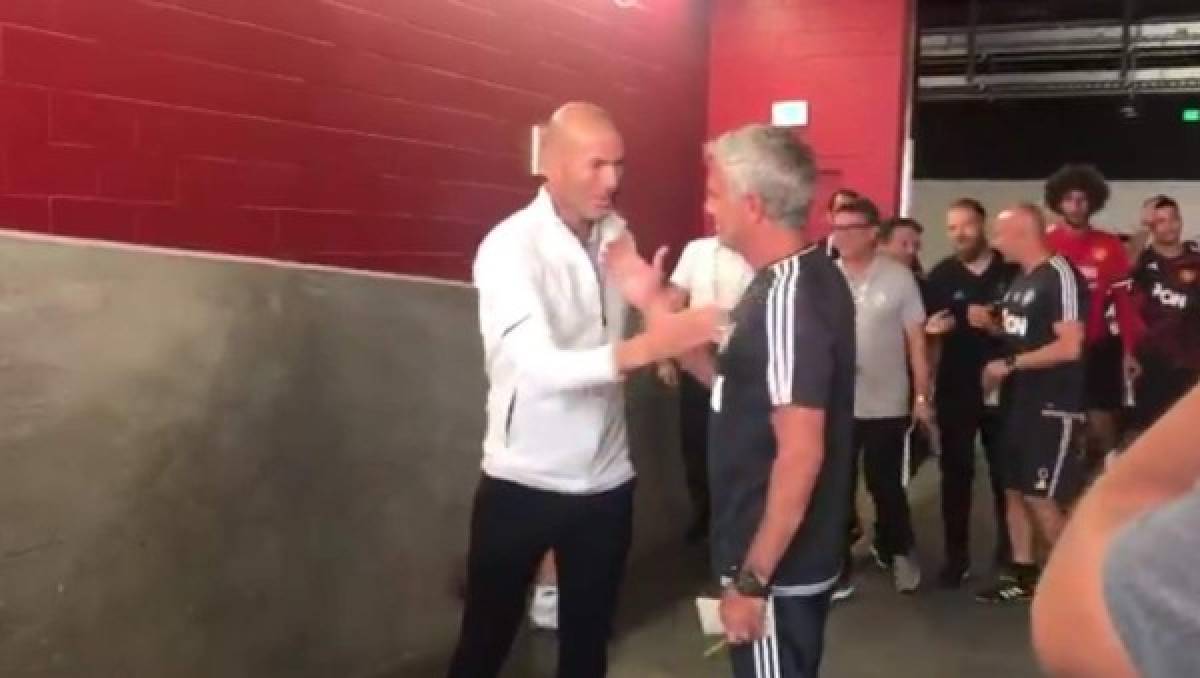 Lo que no se vio: Emotivo gesto de Mourinho con sus exjugadores del Real Madrid