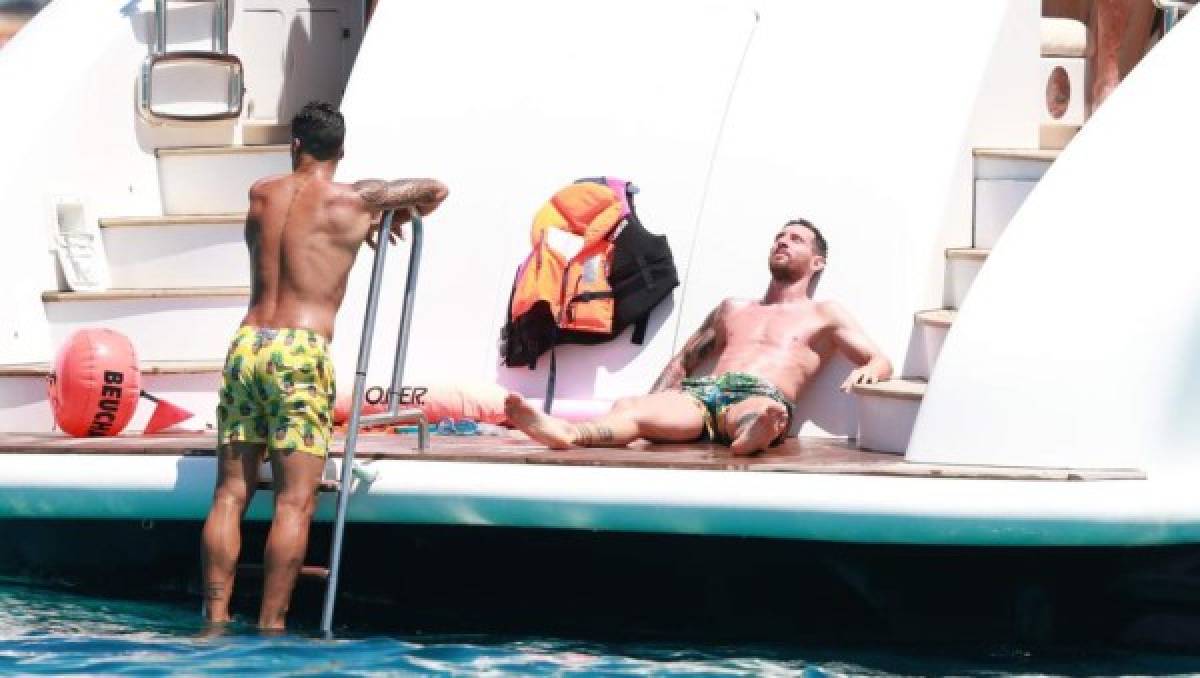 Como todo un rey: Así disfruta Messi de sus vacaciones en Ibiza, Antonela Roccuzzo deslumbra
