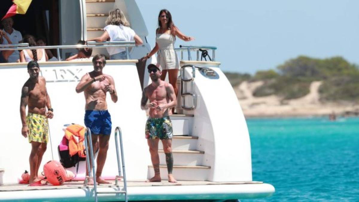 Como todo un rey: Así disfruta Messi de sus vacaciones en Ibiza, Antonela Roccuzzo deslumbra