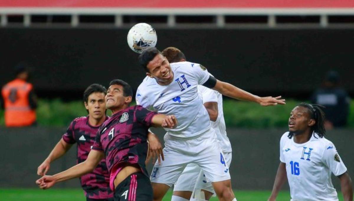 Lo que no se vio en TV: El lindo gesto de los mexicanos con futbolistas hondureños y la maldición que rompió un jugador azteca