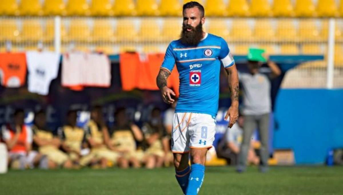 Grandes jugadores que el fútbol hondureño podría reclutar