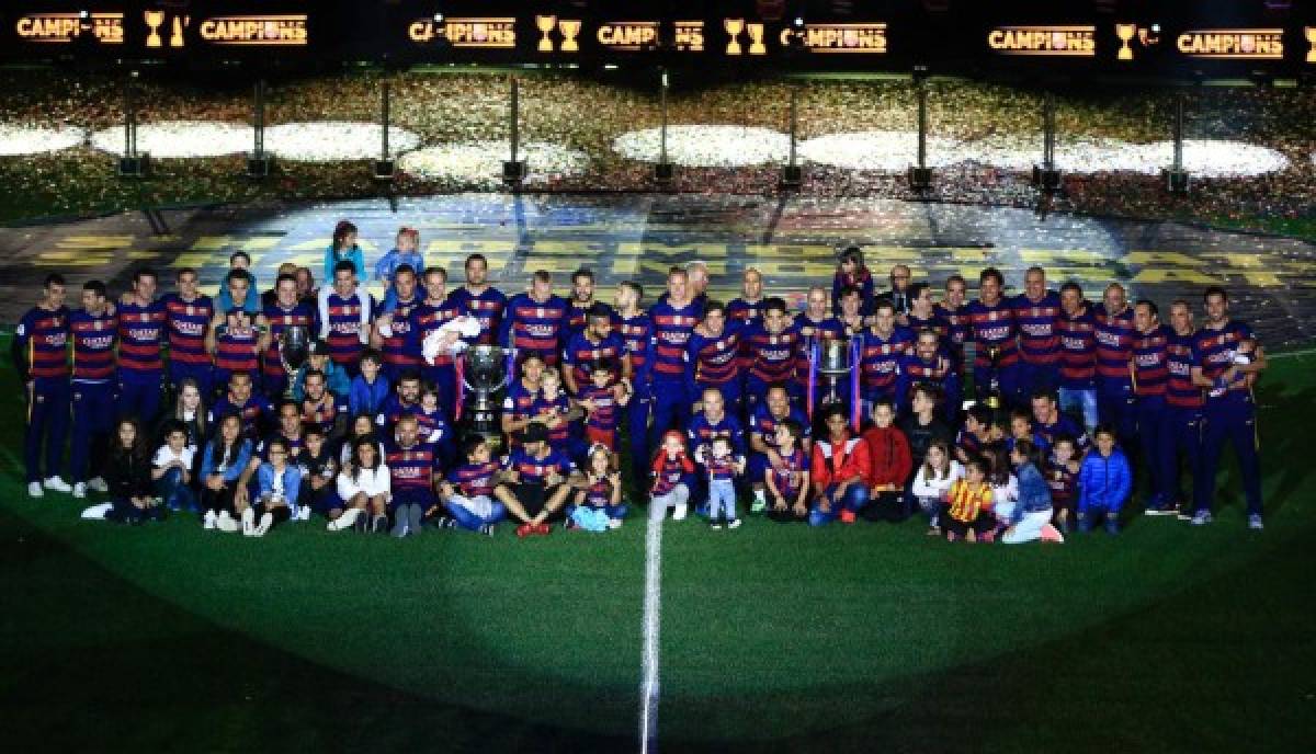 Barcelona celebró su doblete con una gran fiesta en el Camp Nou