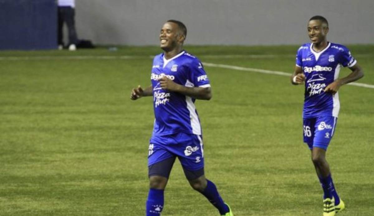 Enrico Small pone al Tauro F.C. en la final del fútbol panameño