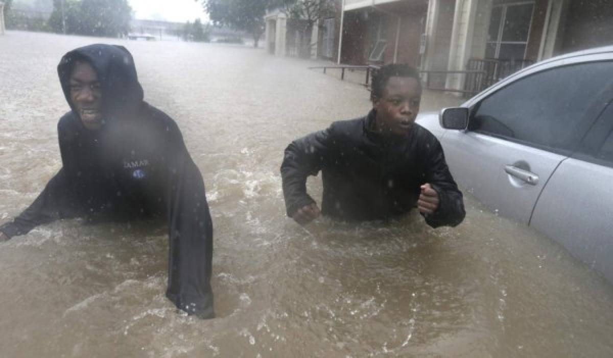 INFORME ESPECIAL: Impactantes fotografías de las inundaciones del huracán Harvey en Houston, Texas