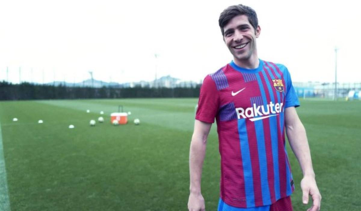 Se inspira en su escudo: Barcelona presenta su nueva camisa para la temporada 2021-22