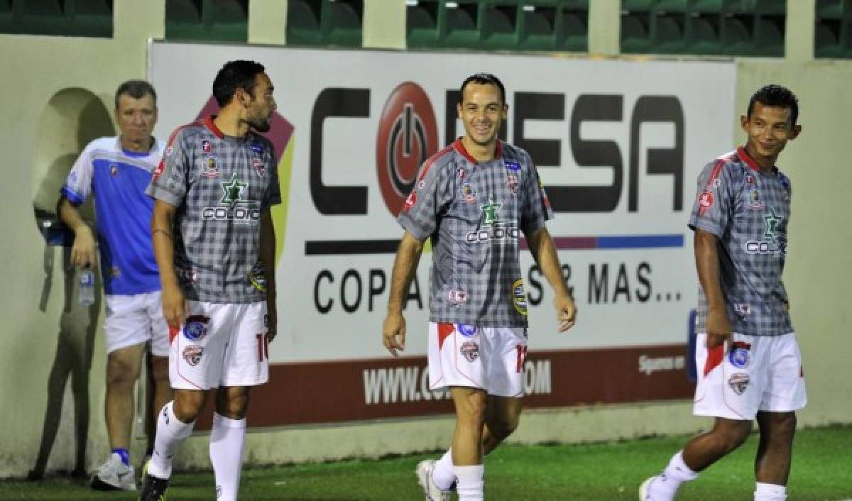 Algunos de los uniformes más excéntricos que han tenido clubes centroamericanos