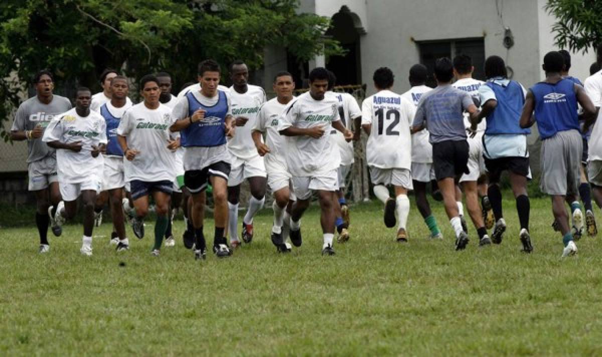 Las fotos que no habías visto del debut de Carlo Costly con Platense hace 14 años