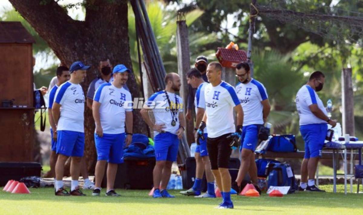 ¡Busitos y escondieron el 11! Las fotos del último entreno de Honduras antes de enfrentar a México