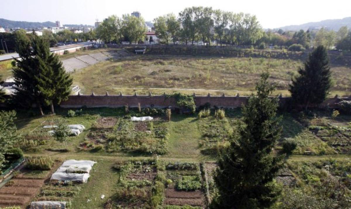 ¡Increíble! Grandes estadios que están totalmente abandonados