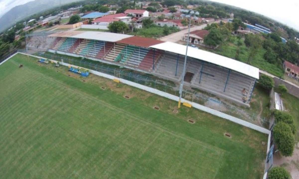 Olanchito pone mano en su estadio para que Social Sol vuelva a Primera