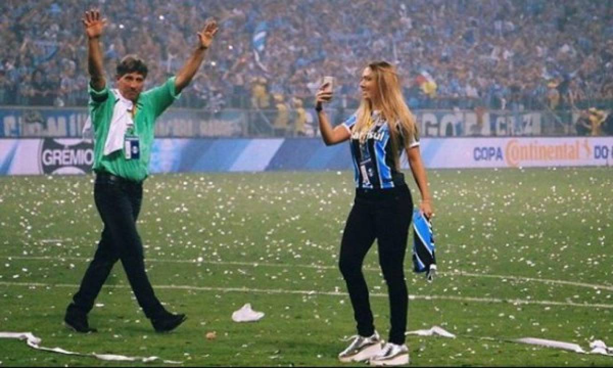 Carolina Portaluppi, la ardiente hija del DT de Gremio, club que se coronó en la Copa Libertadores